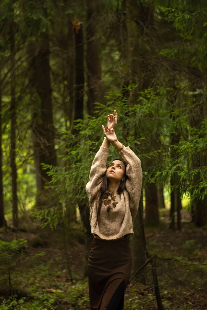 Валерия — ведущая вокальной йоги